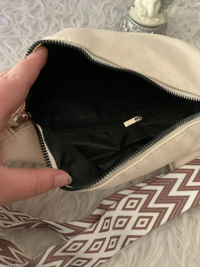 Sac banane bandoulière neuve - photo numéro 4