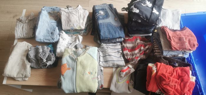 Lot garçon 9 mois 45 pièces