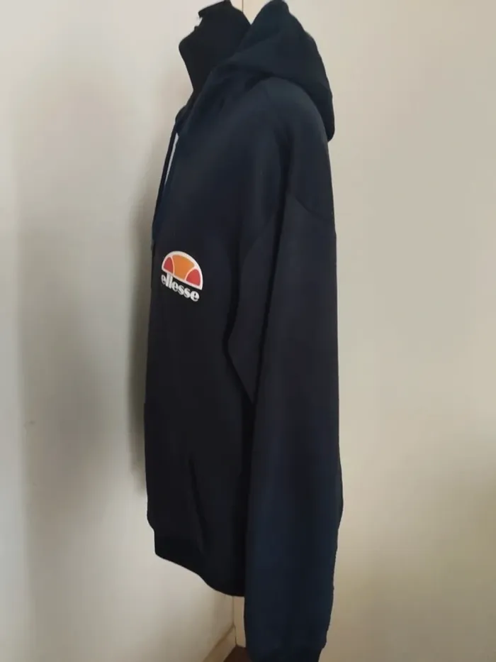 Sweat taille XL - photo numéro 2