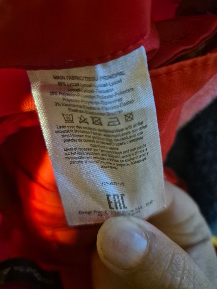 Pantalon rouge - photo numéro 6