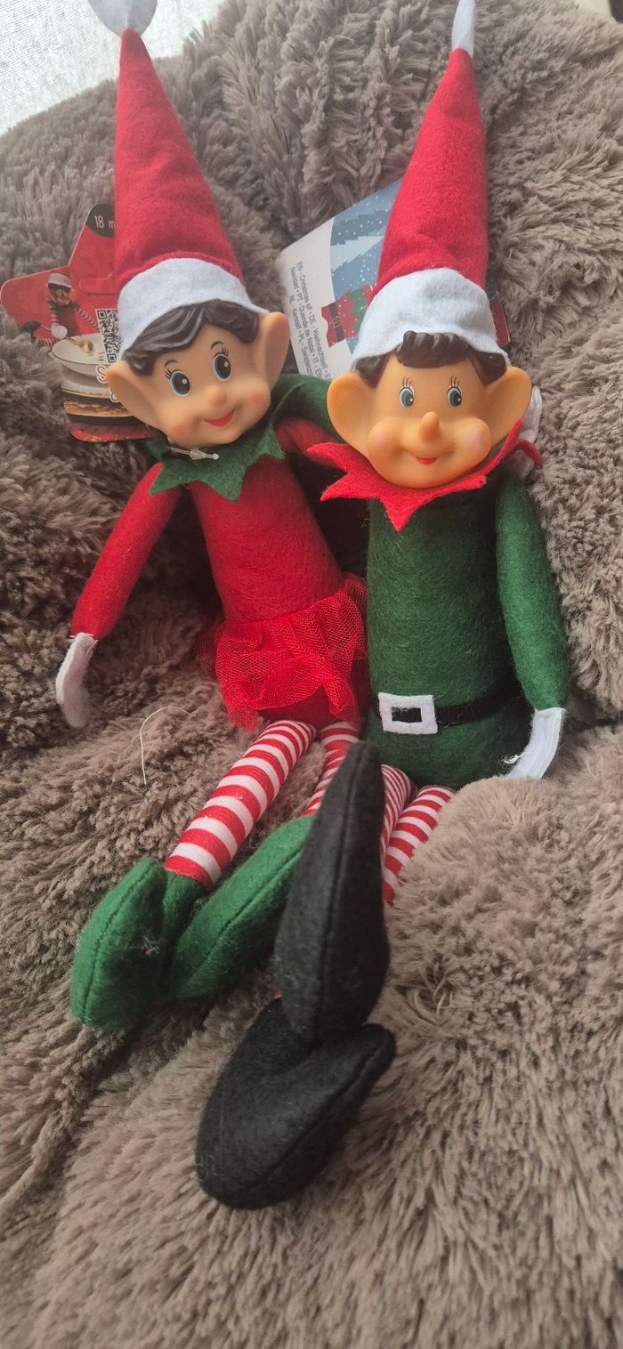 2 lutins farceurs de Noël 🎄 - photo numéro 3