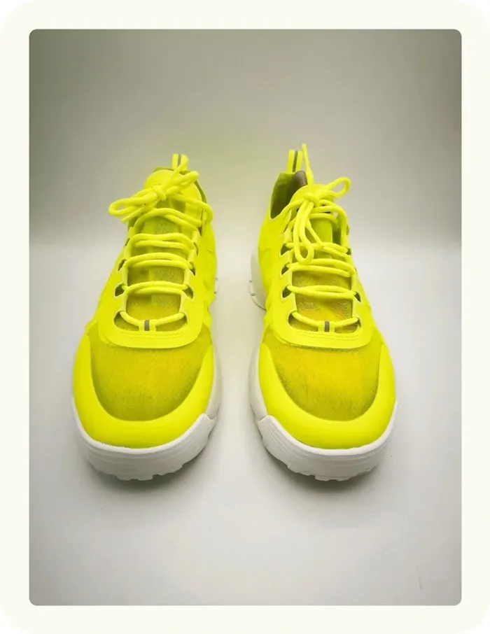 Baskets Fila Disruptir run jaune néon fluo Taille 43 Neuves - photo numéro 3