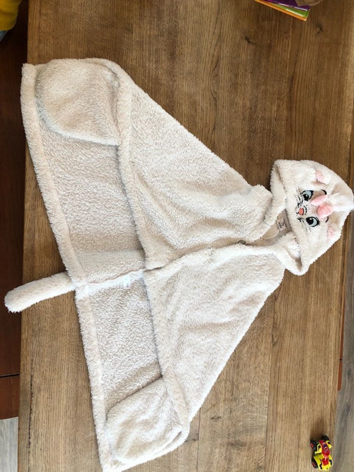 Cape undiz les aristocrats taille 8/10 ans