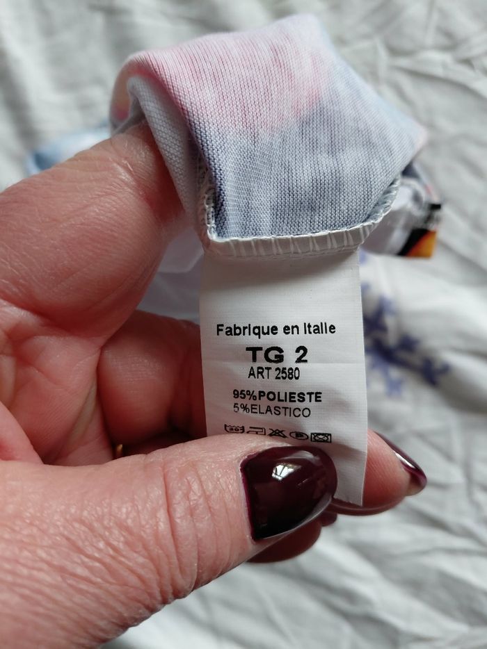 Très joli t-shirt manches courtes fille T 2 ans - photo numéro 5