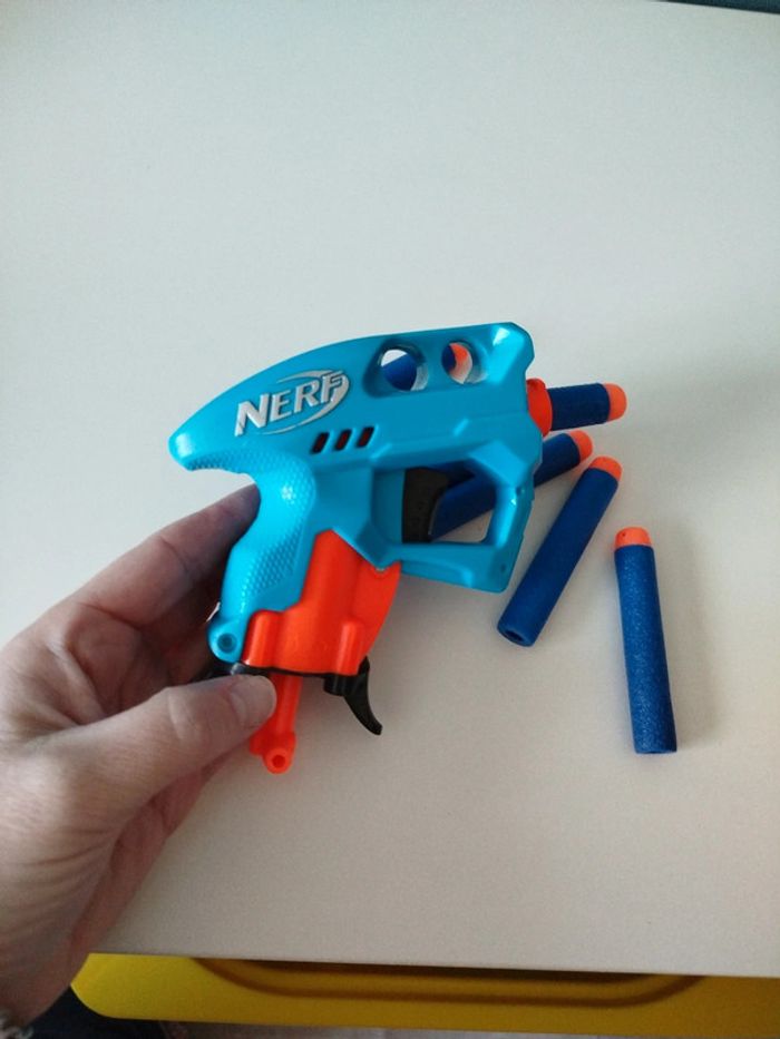 Pistolet nerf - photo numéro 2