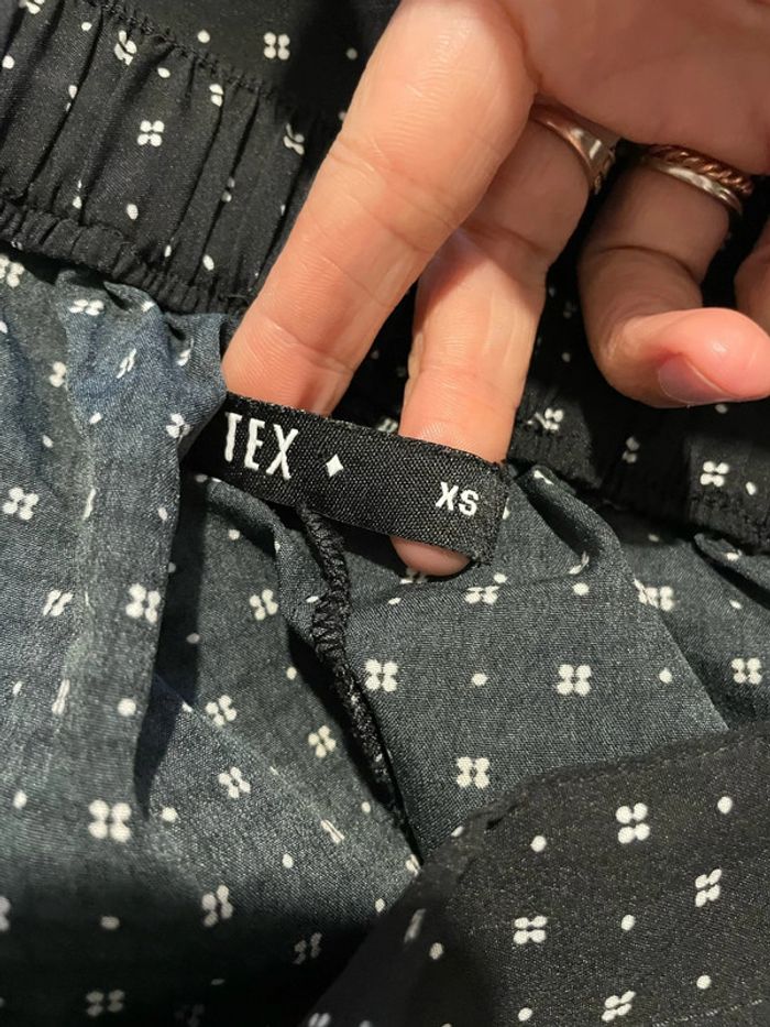 Pantalon fluide taille haute élastique coupe carotte noir à motifs blanc Tex taille XS - photo numéro 6