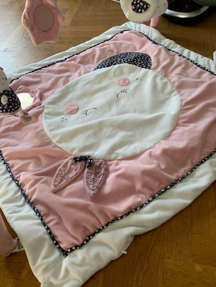 Tapis d’éveil quasi neuf - photo numéro 3