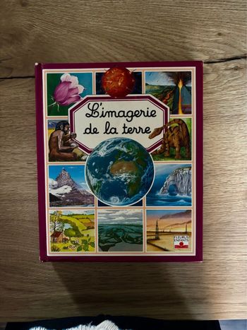Livre L’Imagerie de la Terre pour Enfants