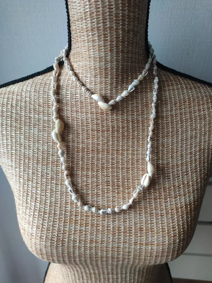 Collier coquillages neuf