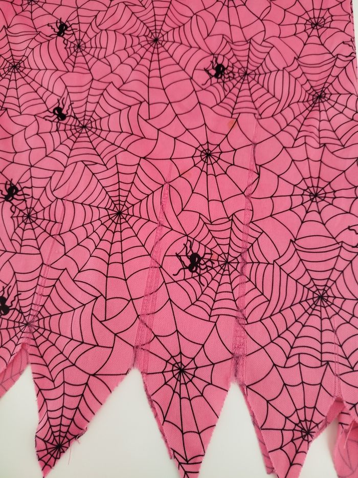 Sorcière robe rose - photo numéro 3