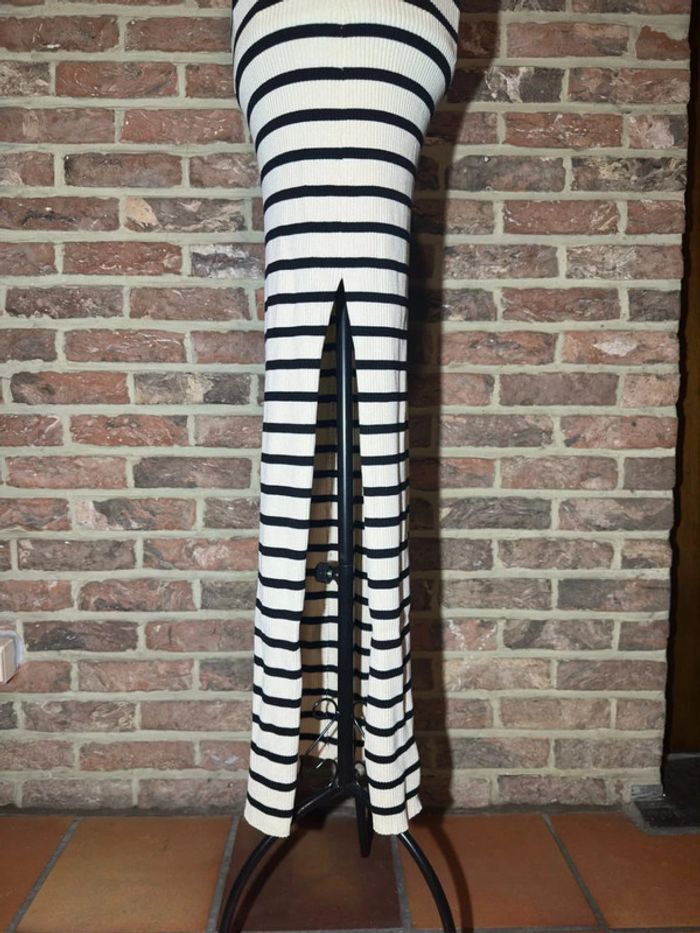 Robe longue rayée Bershka Taille M / 38 , dos croisé et fente - photo numéro 10