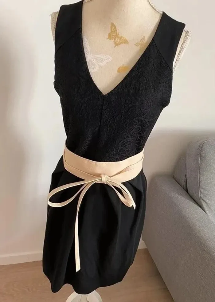 Robe noire chic habille été noir motif