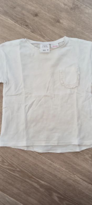T-shirt Zara blanc parfait état