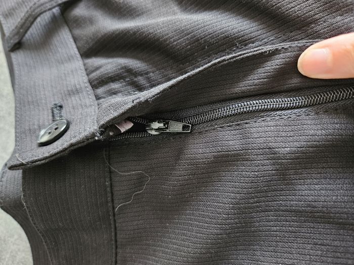 Pantalon Armand Thiery Taille 44 - photo numéro 4