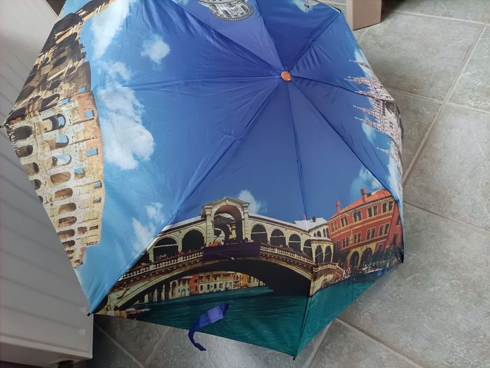 Parapluie pliant - photo numéro 2