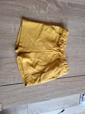 Short 12 mois