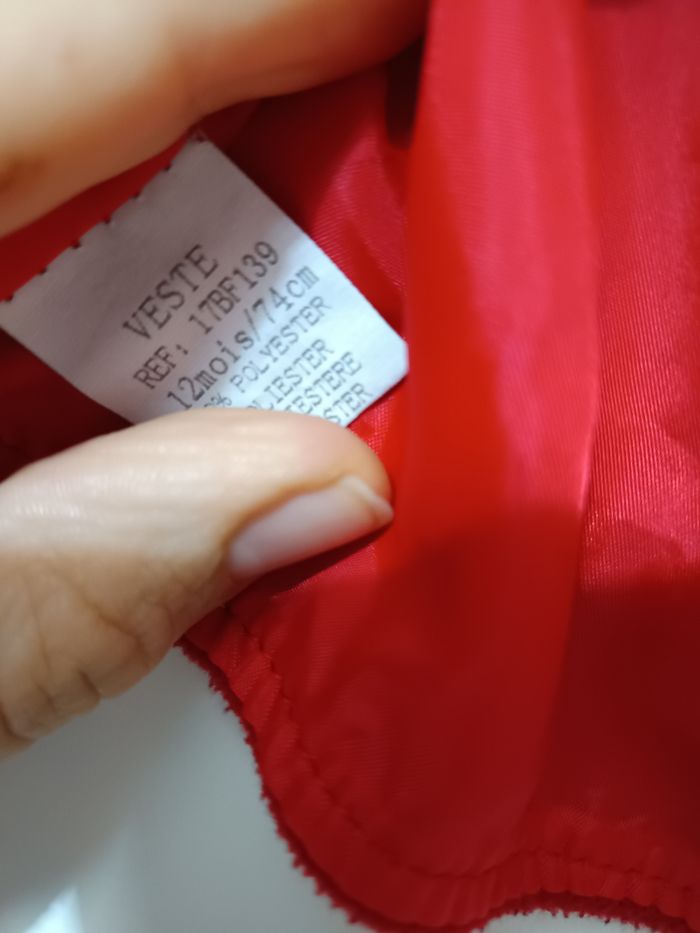 Veste rouge 12 mois - photo numéro 4