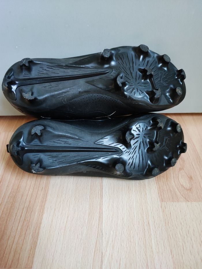 Chaussures de football moulées enfant ULTRA 5 MATCH+ Noir en Pointure 32 - photo numéro 5