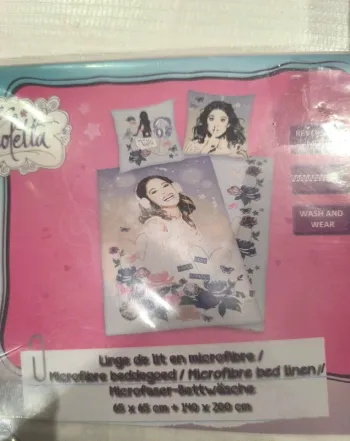 Parure violetta neuve 1 personne