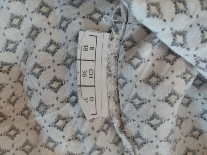 ♢ Blouse - blanche et noir sans manche - Taille 38 - Promod ♢ - photo numéro 4