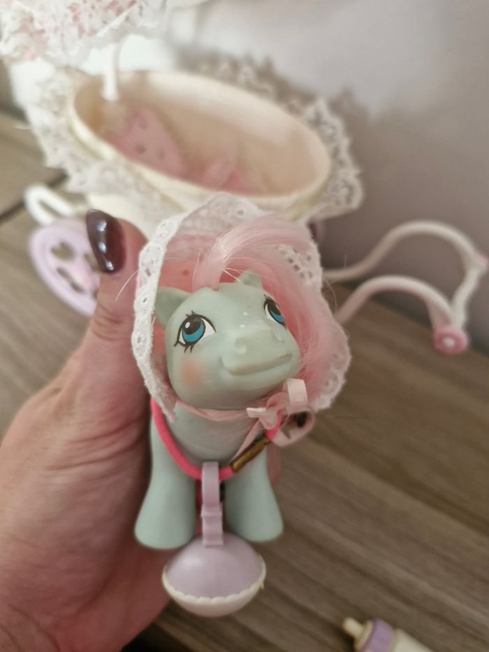 Vintage 1985 mon  petit poney génération 1 bébé avec landau - photo numéro 6