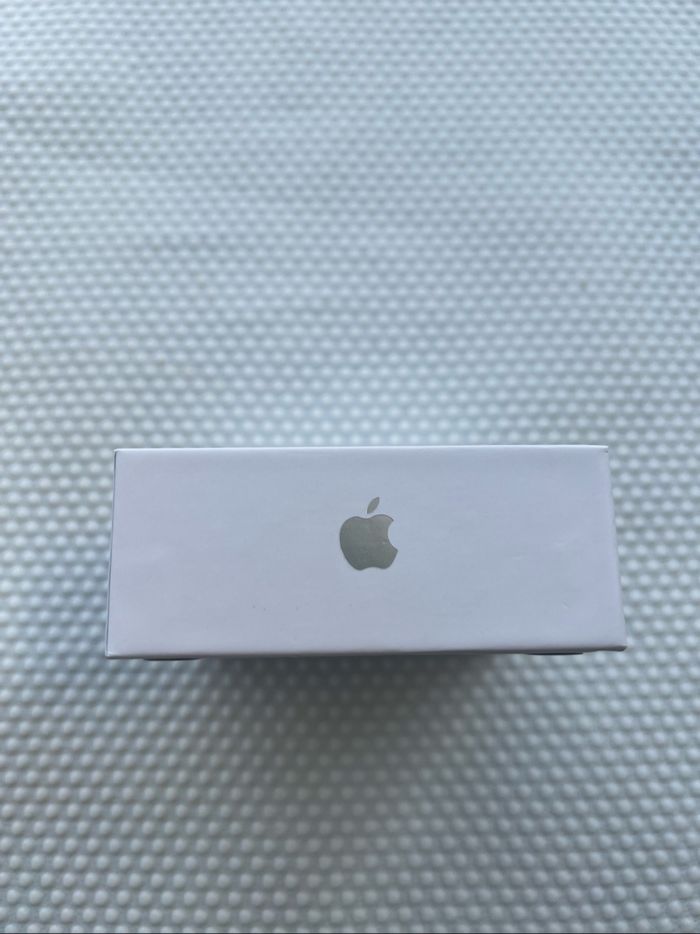 Air pods 4 avec réduction de bruit neuf - photo numéro 2