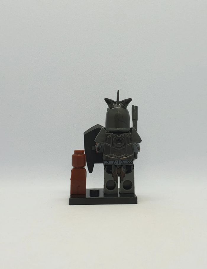 💍 Figurine Le Seigneur des Anneaux - Uruk-Hai - (Style Lego) 💍 - photo numéro 3
