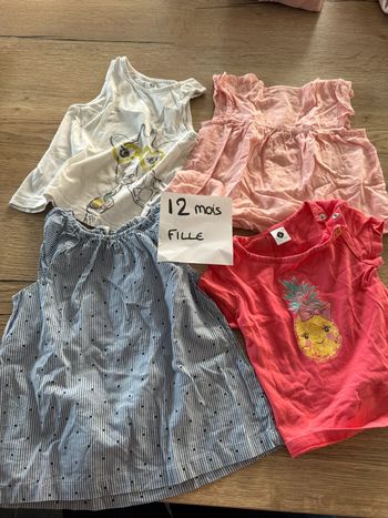 Lot 4 t shirts manches courtes blouse fille