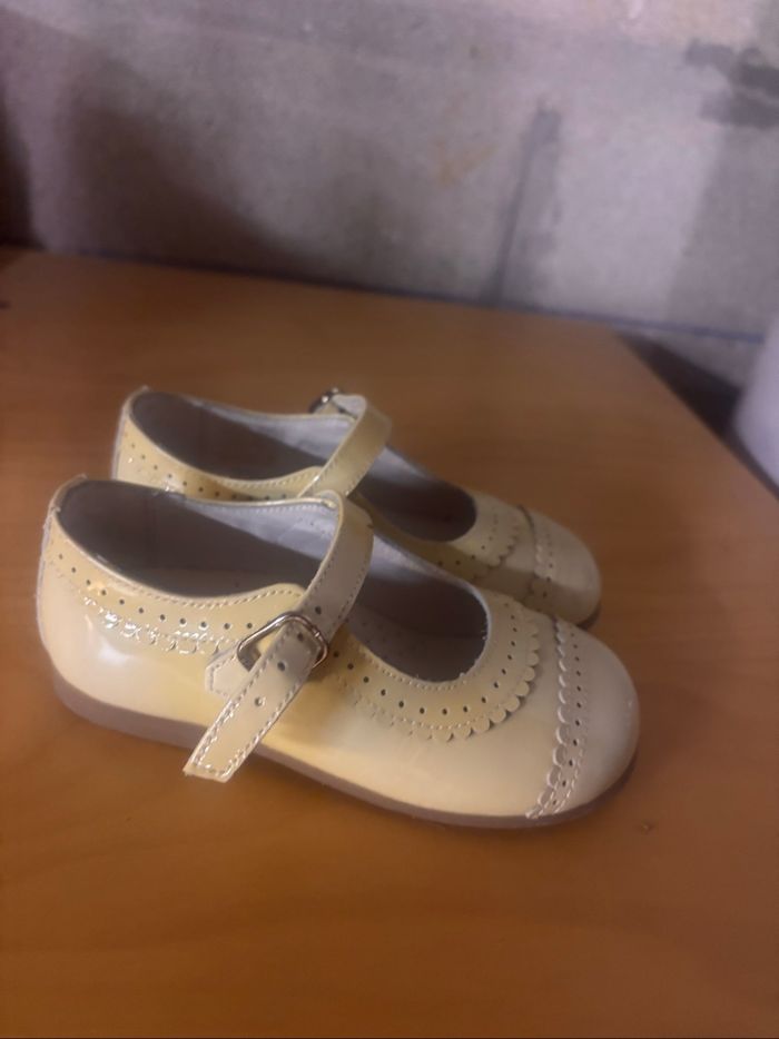Vend chaussure fille