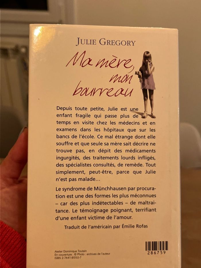 Livre ma mère mon bourreau - photo numéro 2