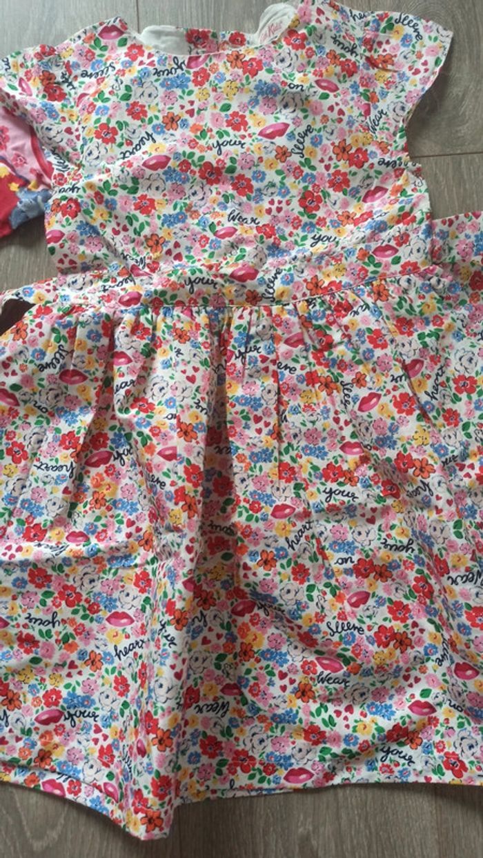 Rare lot de 2 robe de la marque Cath Kidston taille 4/5 ans - photo numéro 3