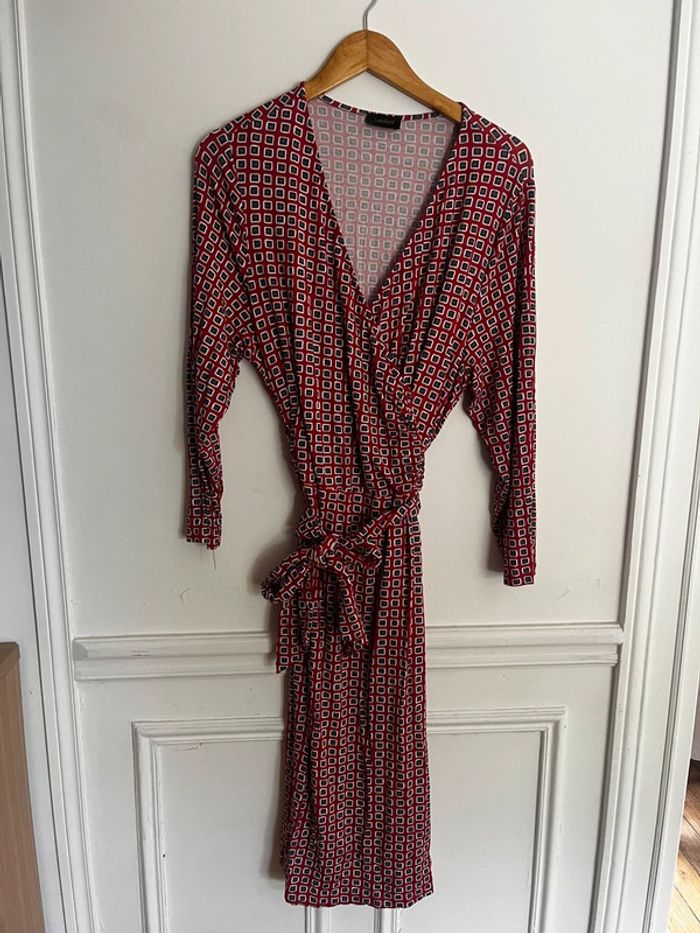 Robe rouge ceinture