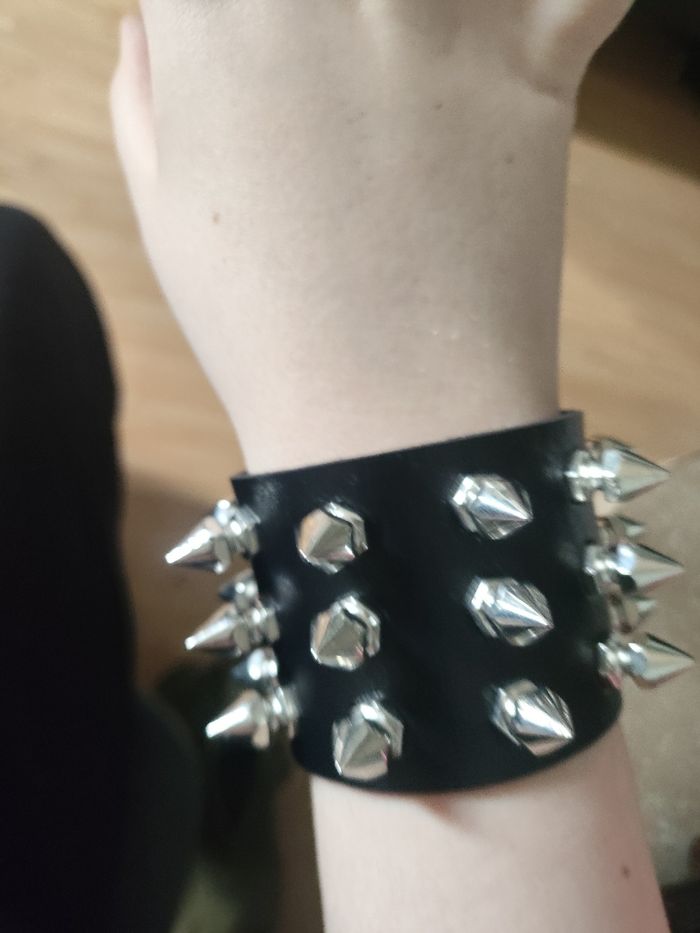 Bracelet cloué - photo numéro 3