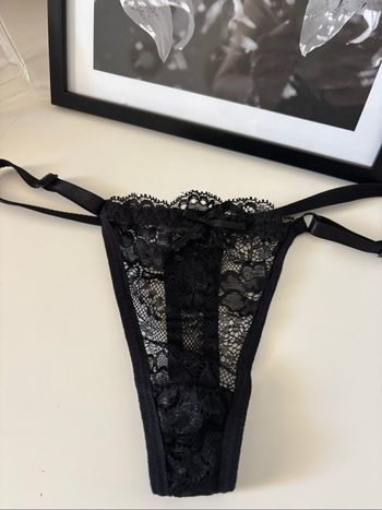 String en dentelle ..