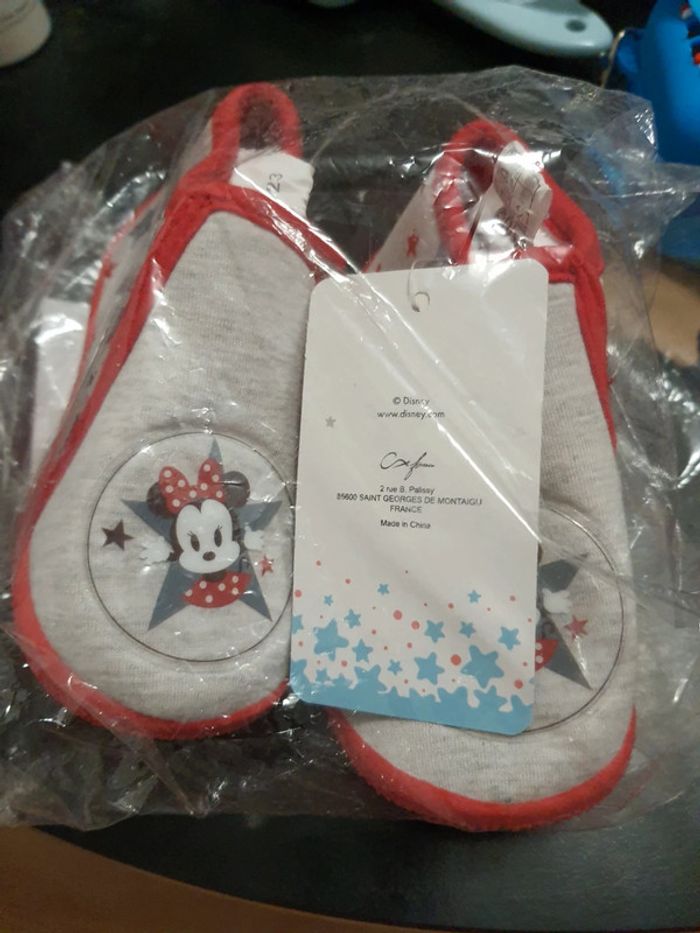 Chausson Minnie neuf