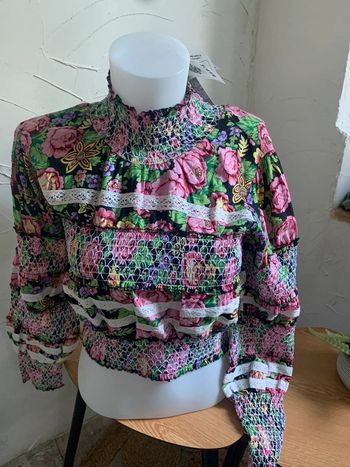 Blouse taille M marque Barok fleurie