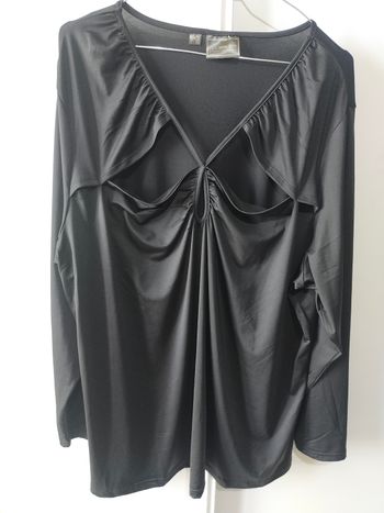 Haut noir BPC taille 52/53