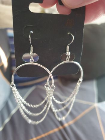 Boucle d'oreille argente