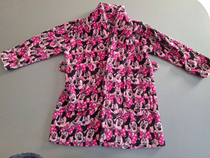 Robe de chambre minnie 6 ans (sans ceinture)