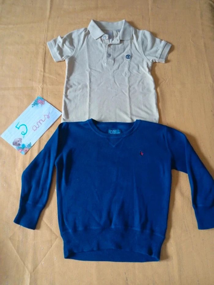 Lot de 2 vêtements Printemps été de marque 5 ans  Timberland et Ralph Lauren
