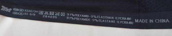 Gilet de sport noir élégant et fonctionnel - Idéal pour vos entraînements ! - photo numéro 9