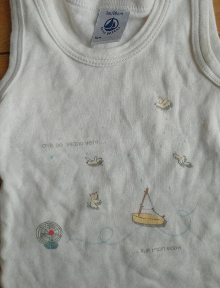 Lot 2 bodies été Petit Bateau manches courtes 3 mois - photo numéro 3