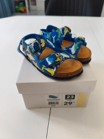 Sandales t23