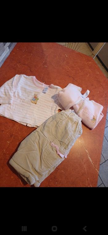 Ensemble bébé taille 3 mois