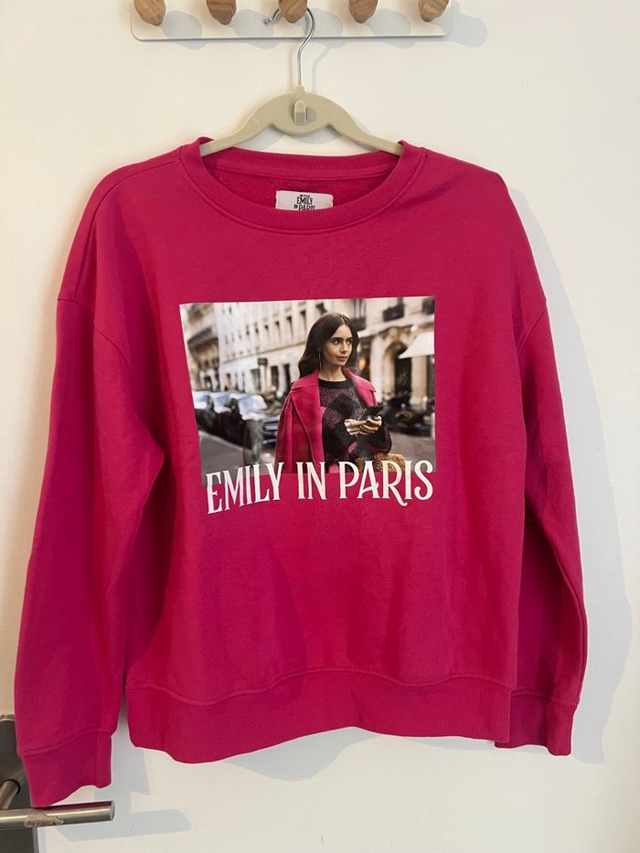 Pull rose emily in Paris - photo numéro 2