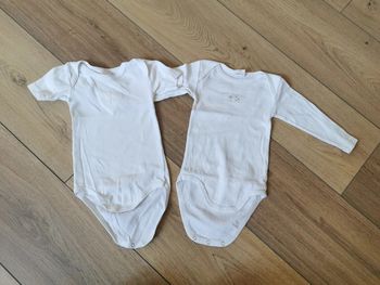 Lot 2 bodies 12 mois