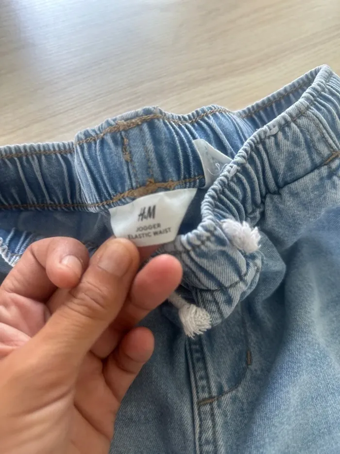 Jean bleu clair H&M – Taille 7/8 ans - photo numéro 5