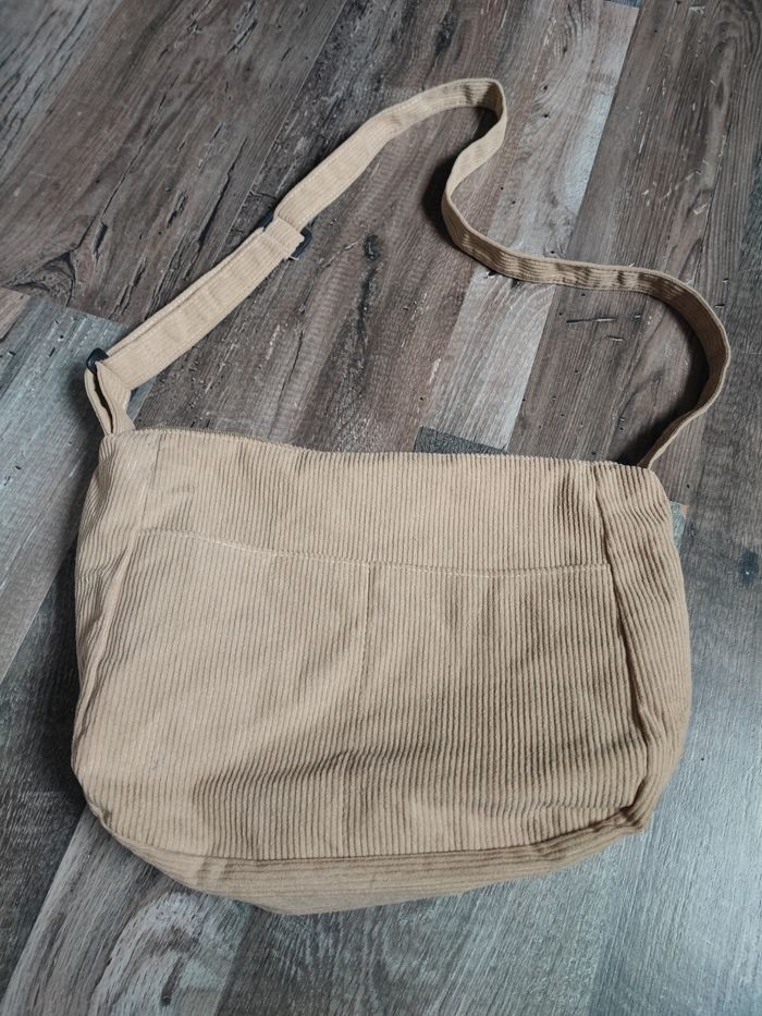 Lot beige.  vêtements femme - photo numéro 10