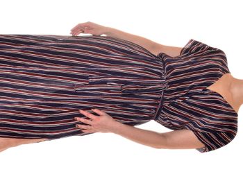 robe longue légère fluide bleu marine rayée taille M col V ceinturée