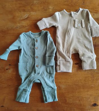 Lot vêtements bébé 1 mois